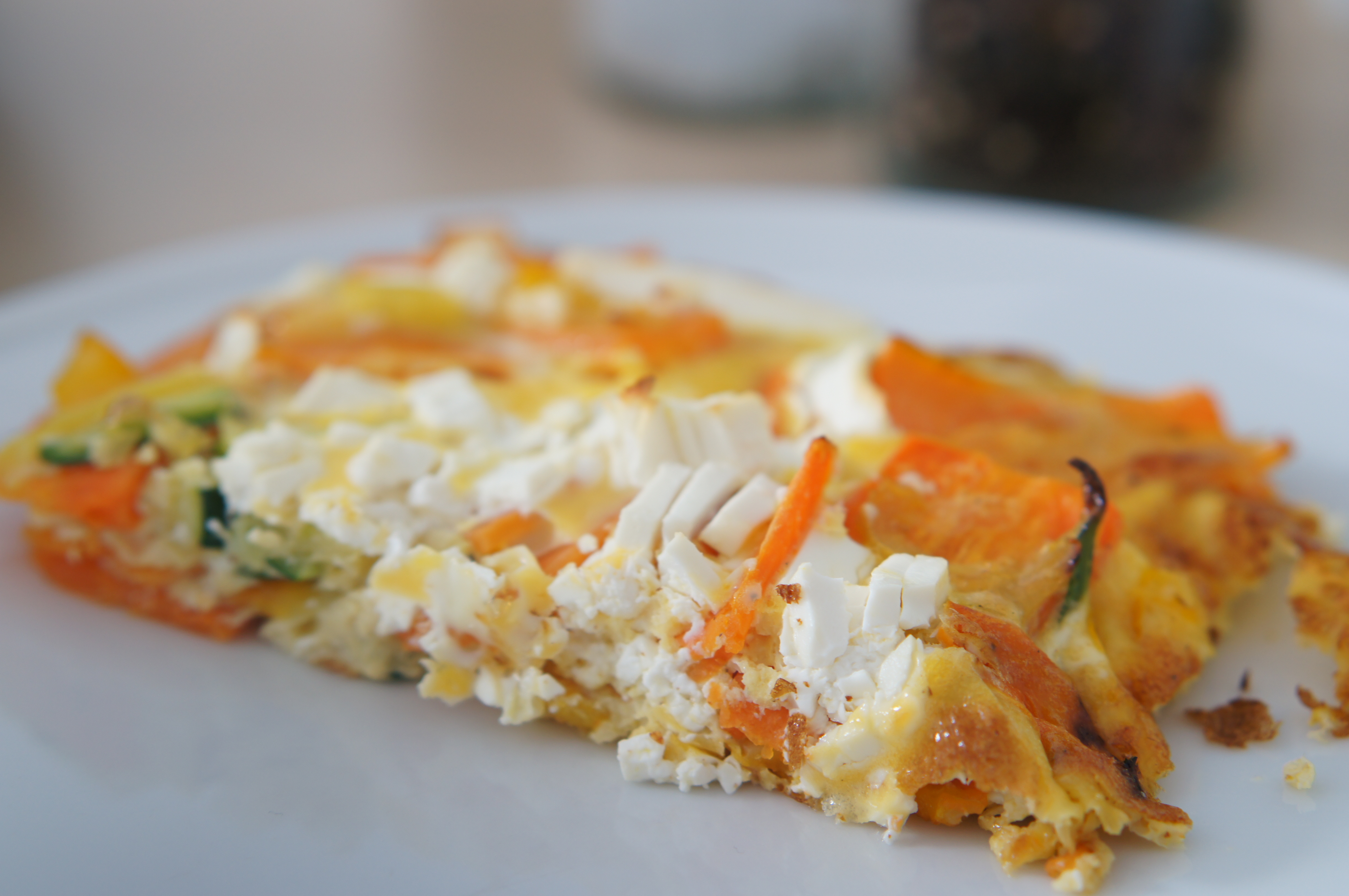 Gemüse-Frittata mit Ziegenkäse überbacken - Paleo Rezepte - A Boy From ...